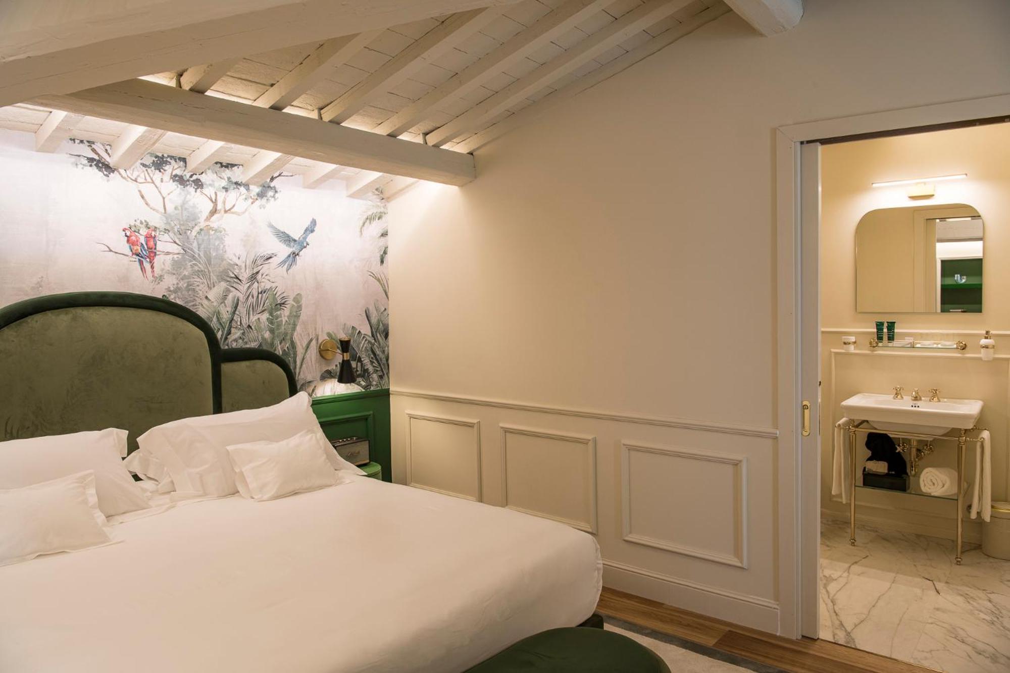 Hotel La Gemma فلورنس المظهر الخارجي الصورة A room at the hotel